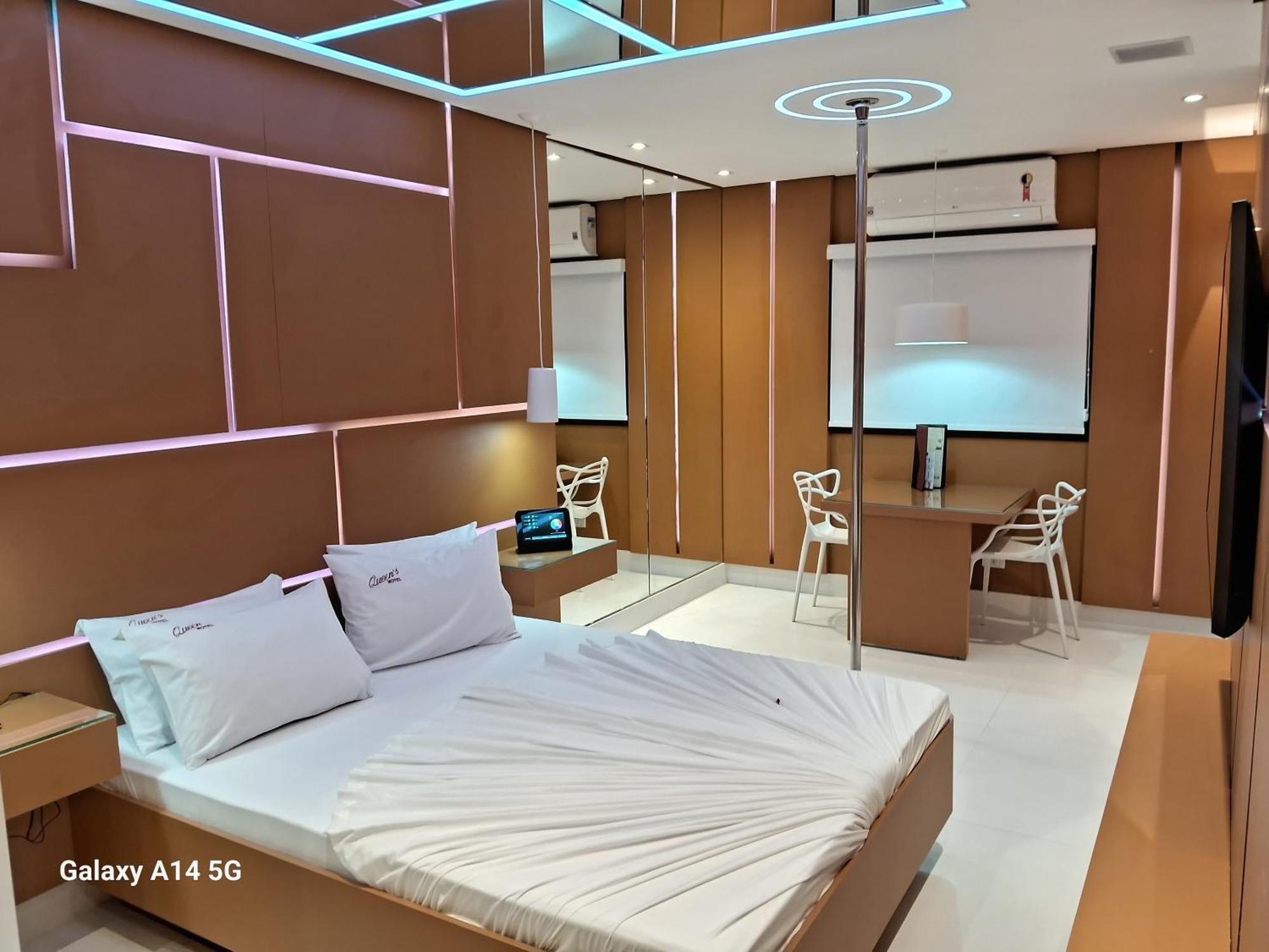 Queens Motel Сан-Пауло Экстерьер фото